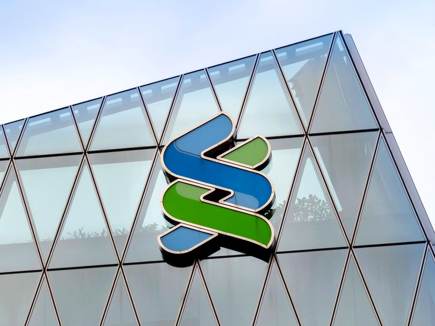 CDCROP: Standard Chartered (Shutterstock)