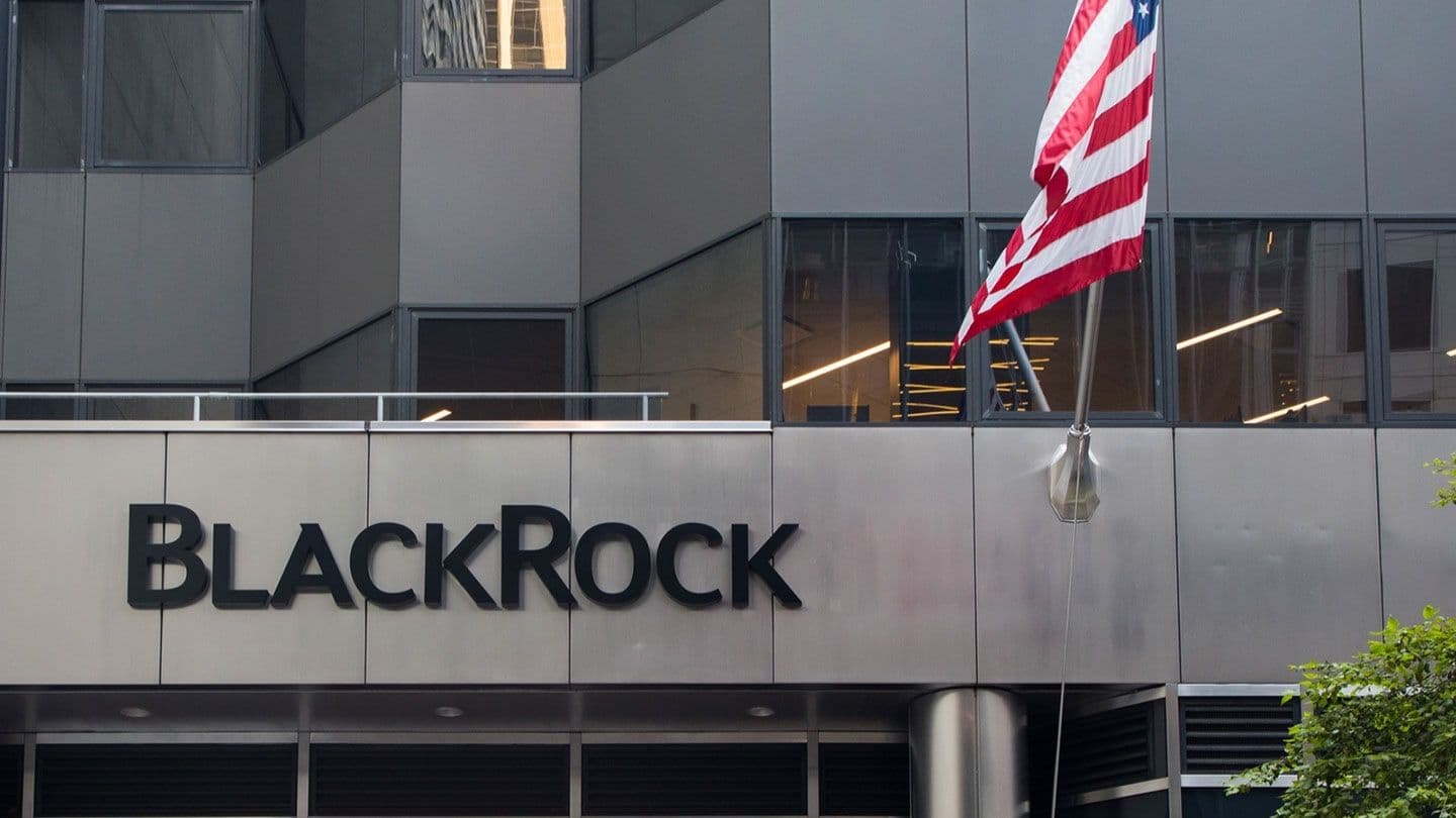 (16:9 CROP) BlackRock headquarters (Shutterstock)