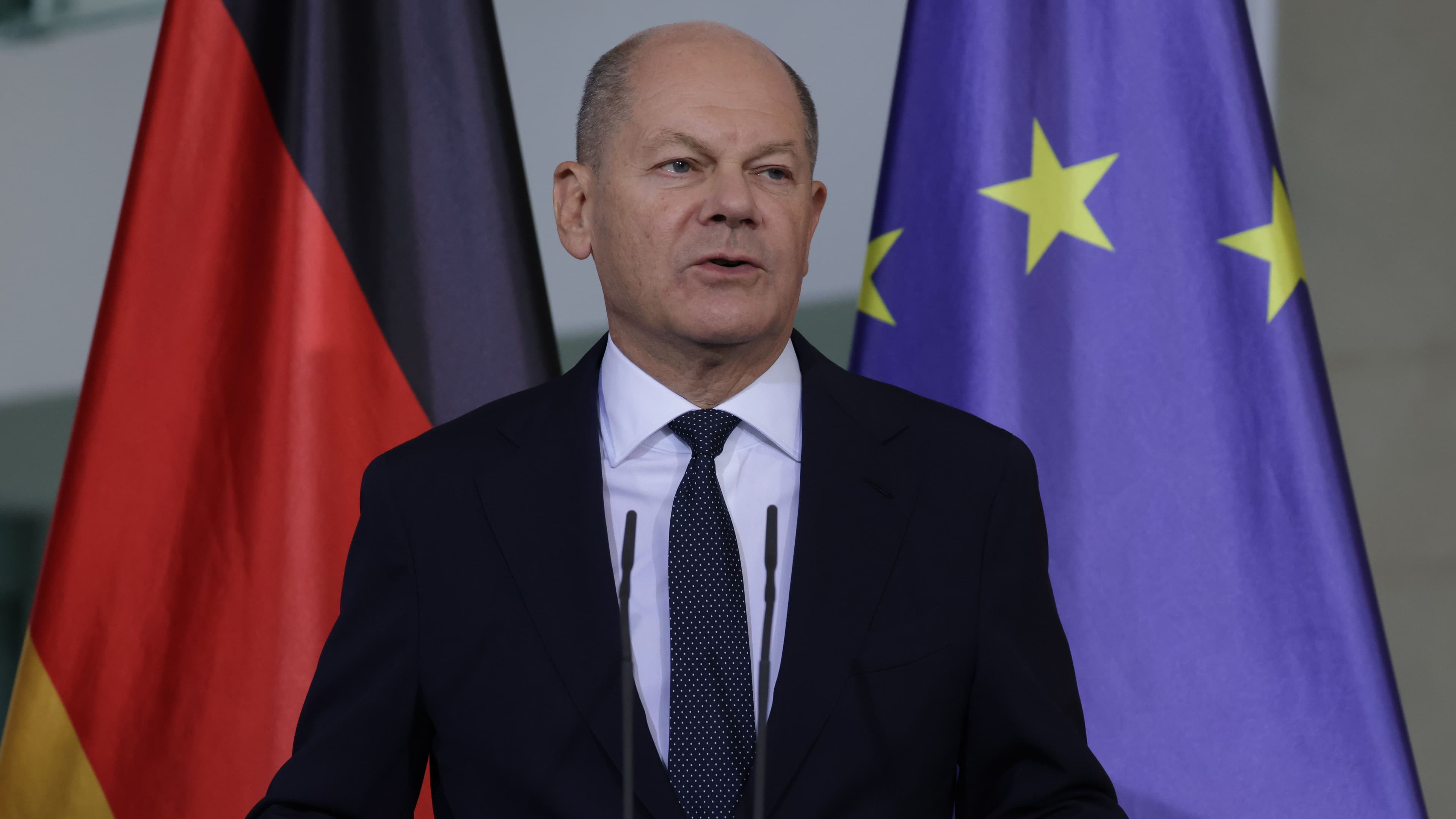 16:9 Chancellor Olaf Scholz Gives Statement (Sean Gallup / Getty Images)