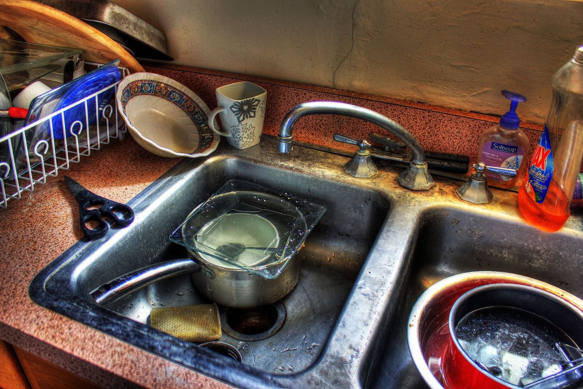 Messy kitchen sink