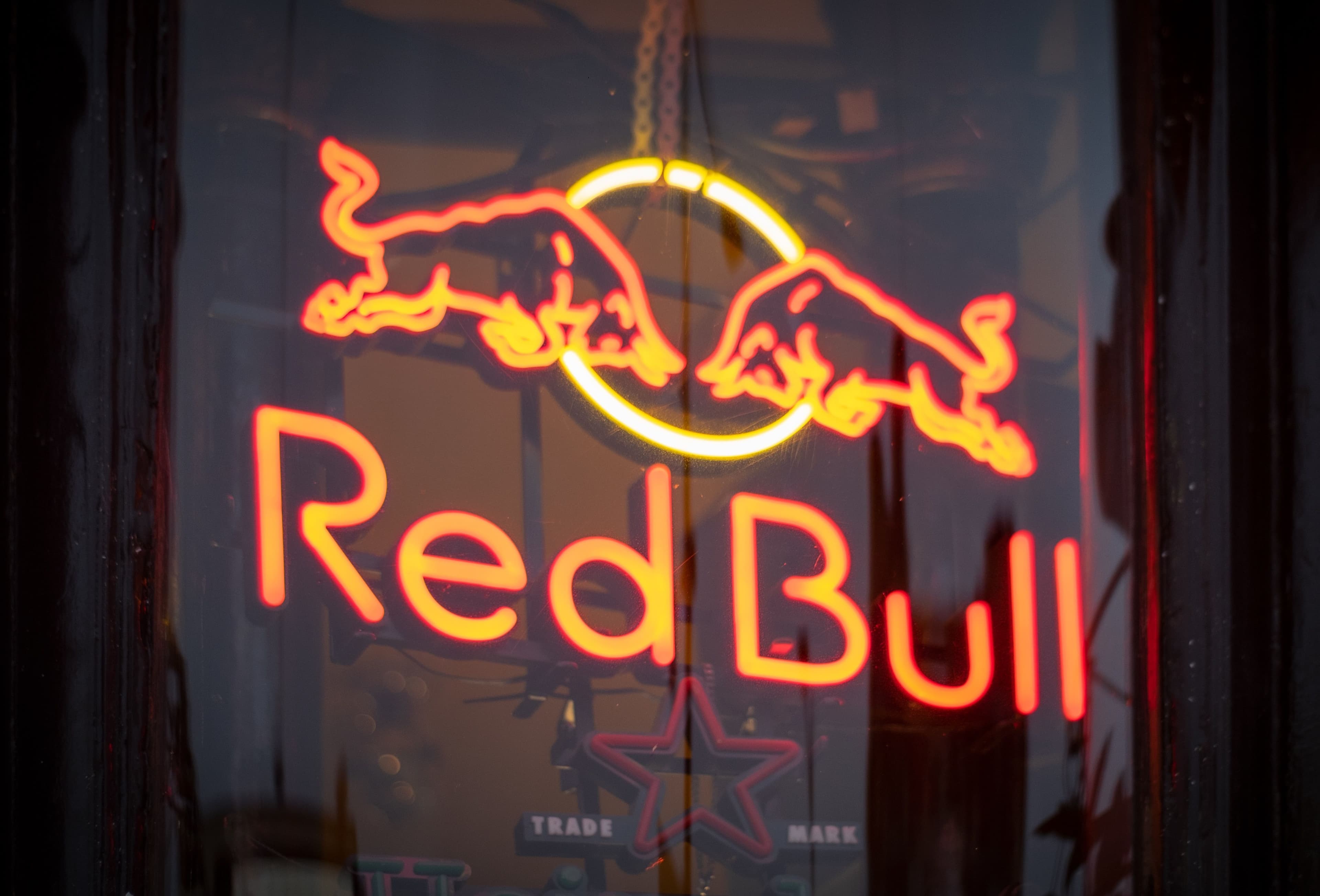 Red Bull logo (Unsplash)