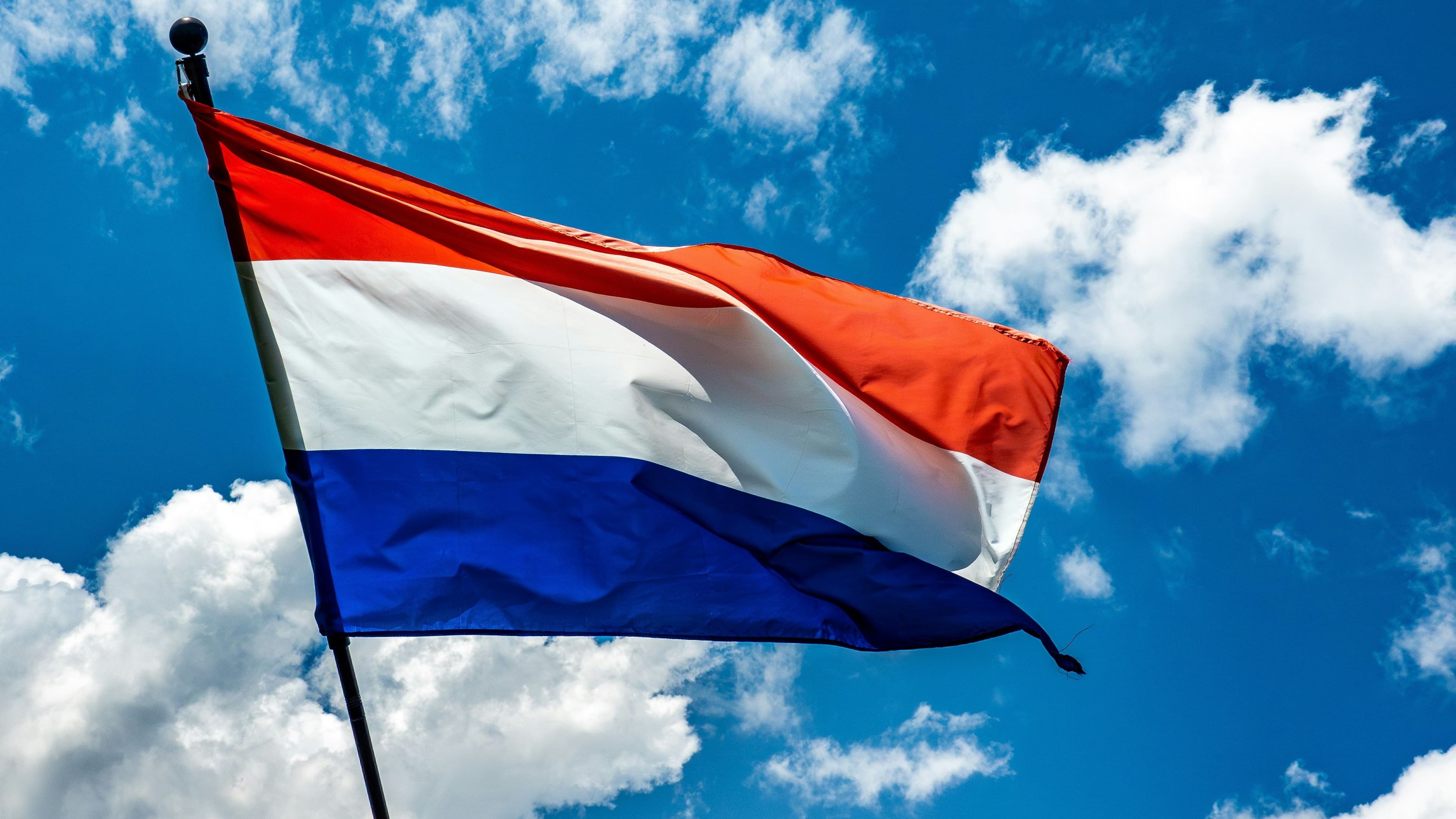 16:9 Netherlands (Unsplash / Chris Robert)