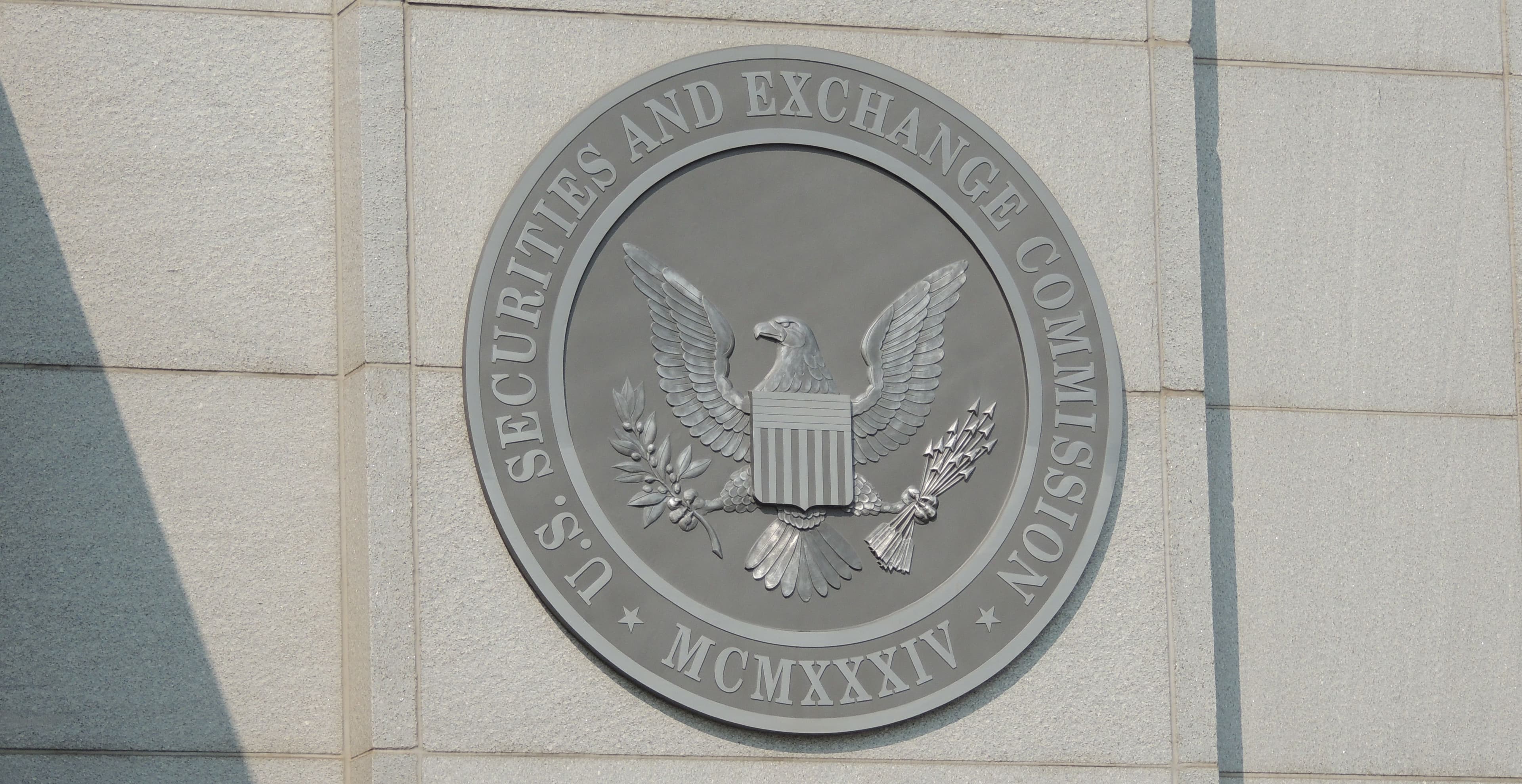 SEC logo (Nikhilesh De/CoinDesk)