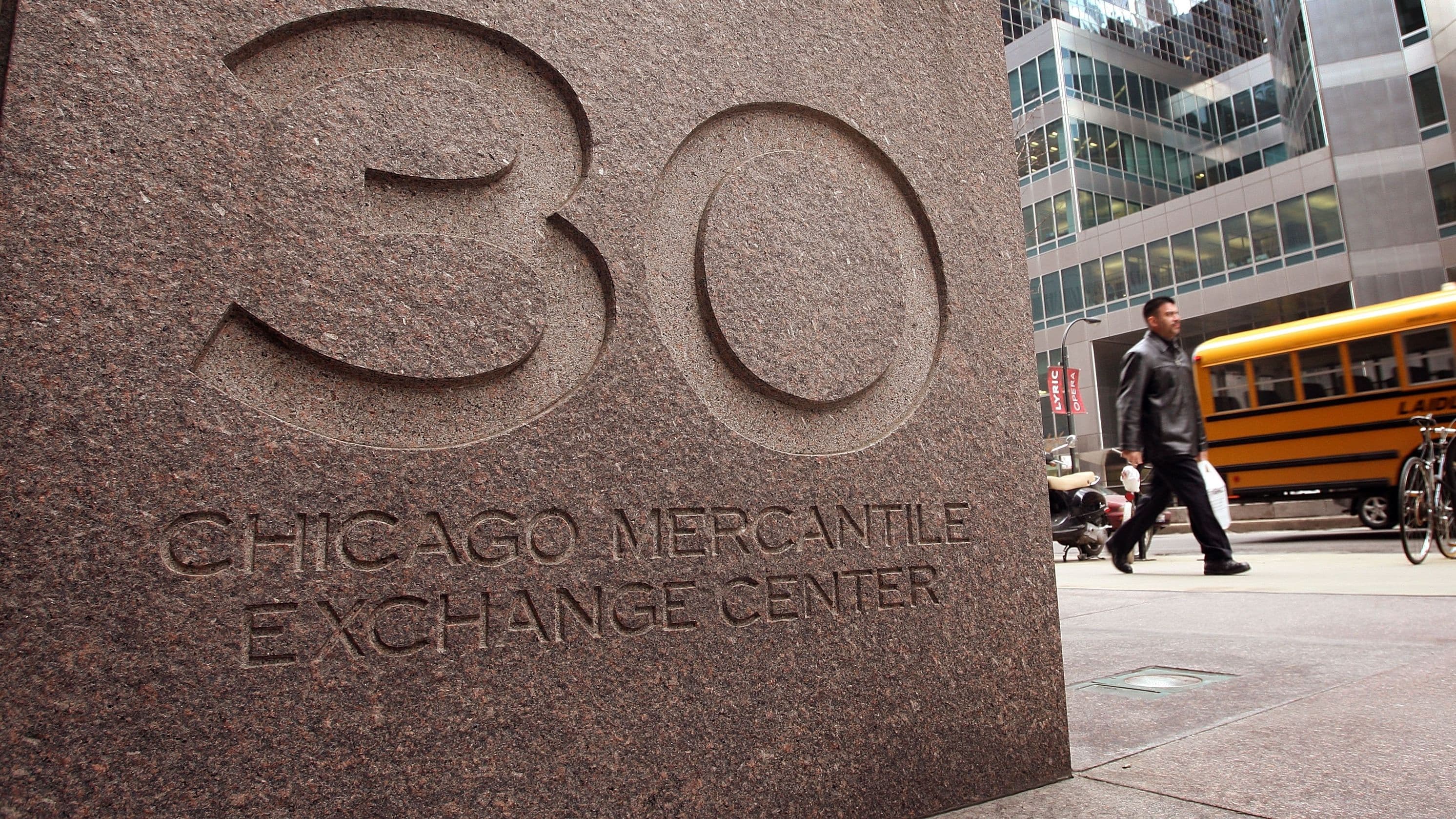 (16:9 CROP) The board outside the Chicago Mercantile Exchange (Scott Olson/Getty Images)