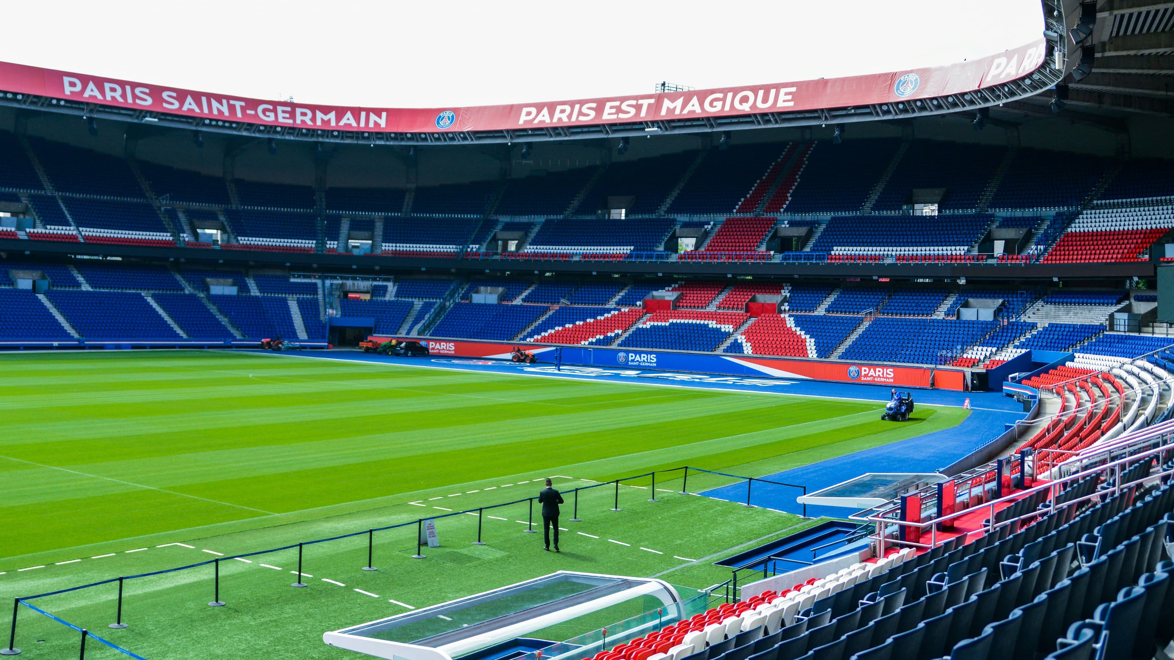 16:9 crop Paris Saint-Germain stadium (Tim Lontano/Unsplash)