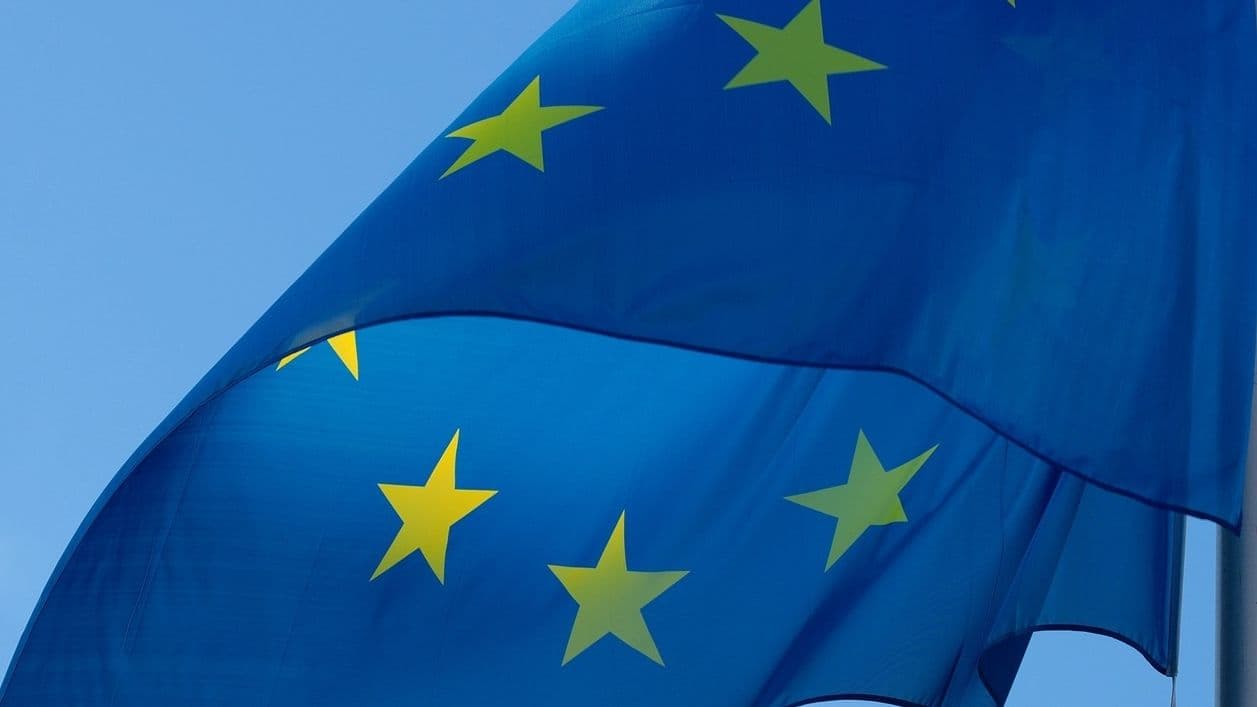 EU flag 16:9CROP