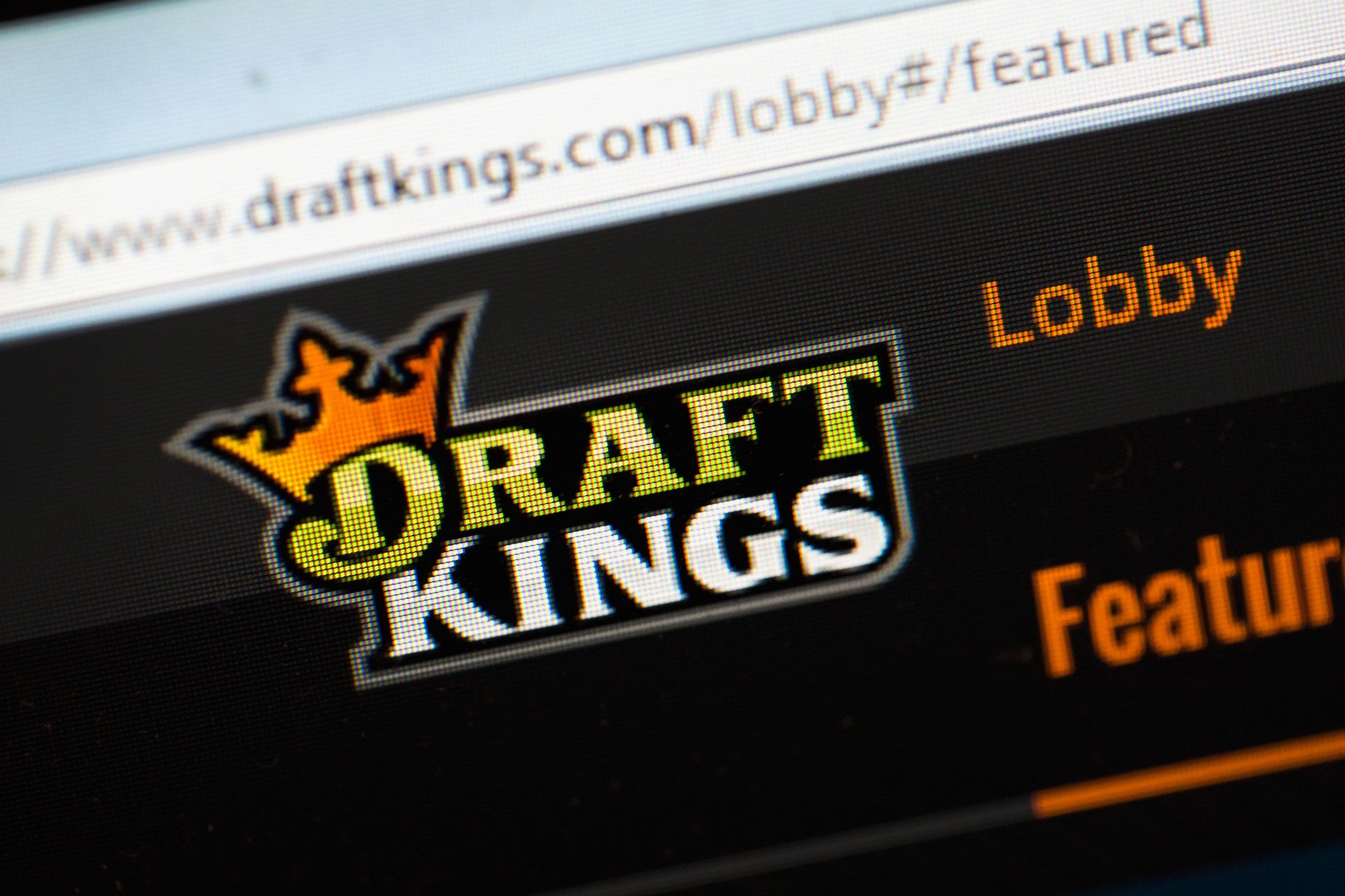 Online Fantasy Sports Sites, FanDuel And DraftKings, Under Scrutiny Of Government