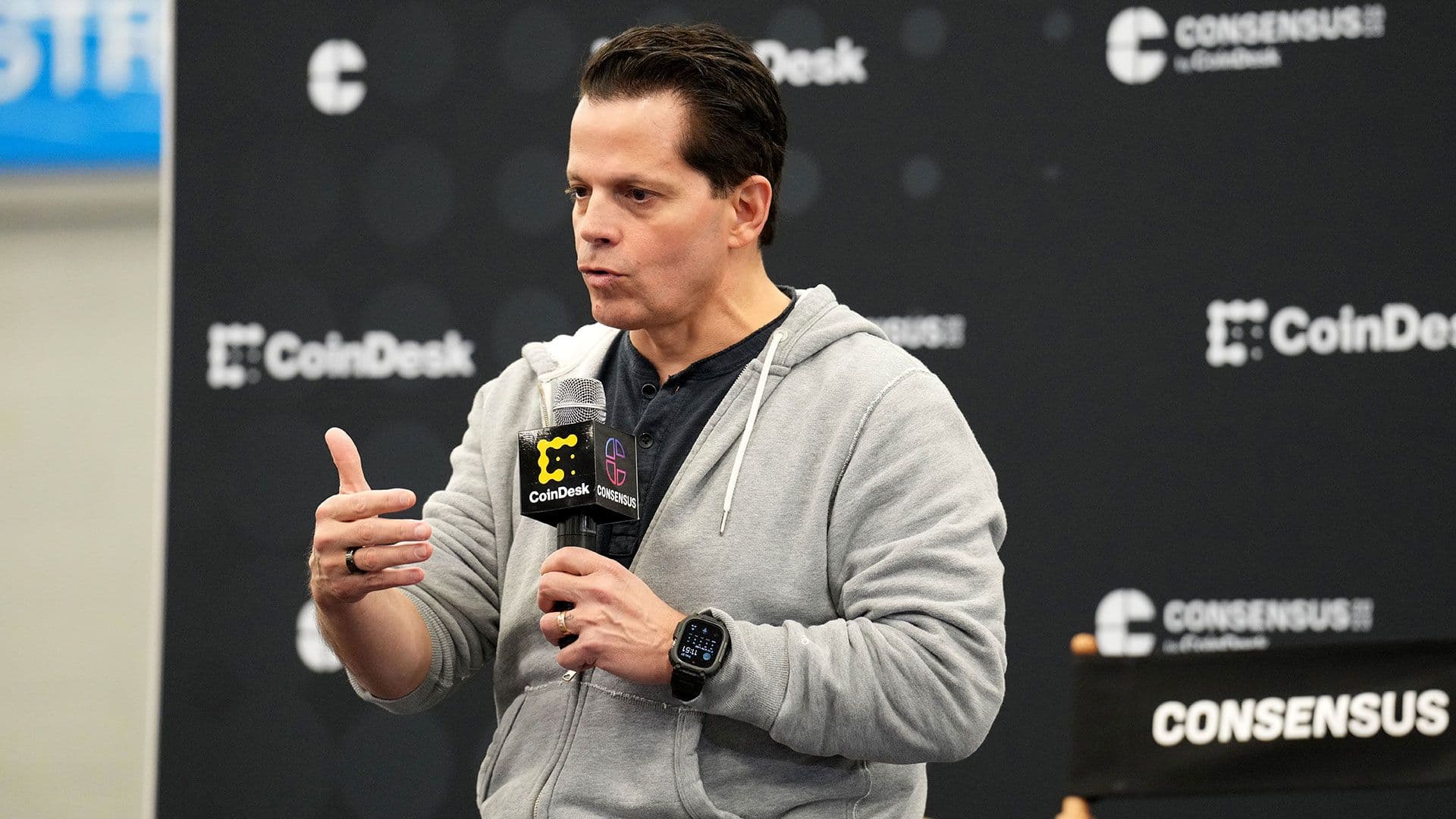 Skybridge Capital founder and managing partner Anthony Scaramucci sees bitcoin {{BTC}} soaring to at least $170,000 after the halving in April. (Shutterstock/CoinDesk)