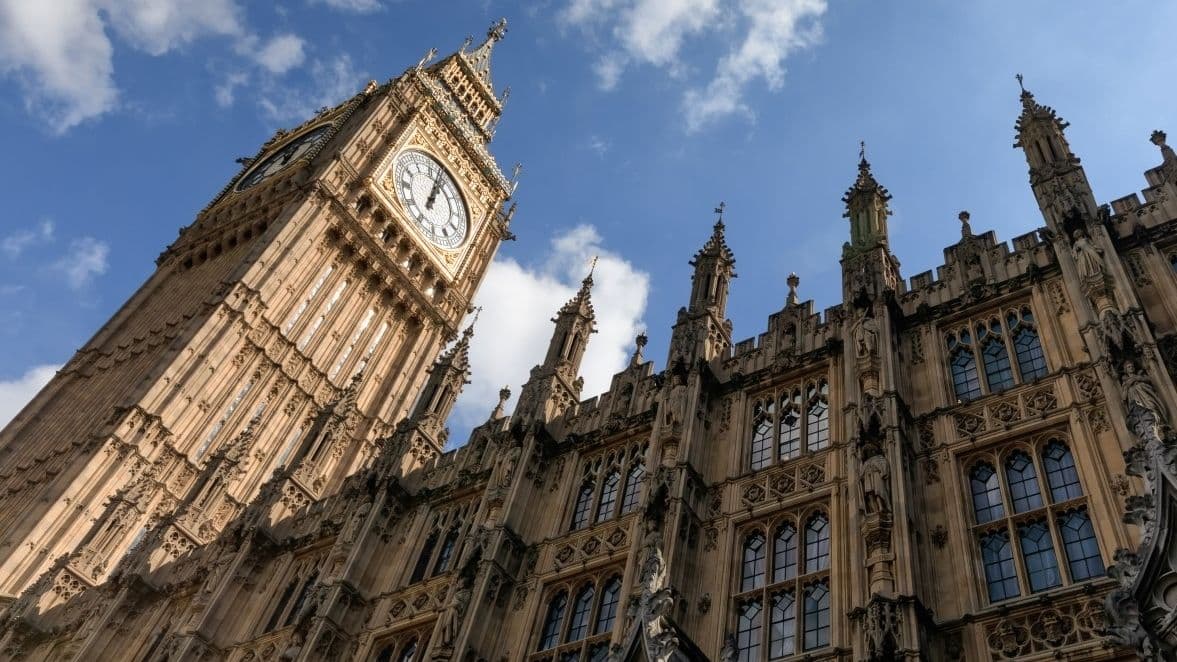 16:9 crop UK parliament commons big ben