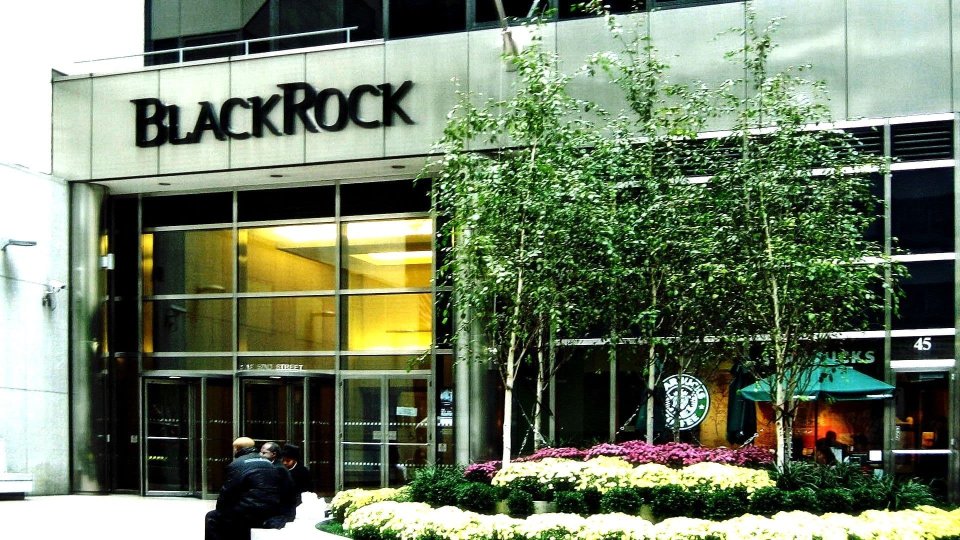 BlackRock's IBIT may attract up to $3 billion inflow (Jim Henderson, modified by CoinDesk)