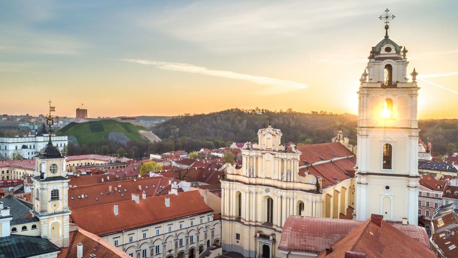 16:9 Vilnius, Lithuania (Shutterstock)