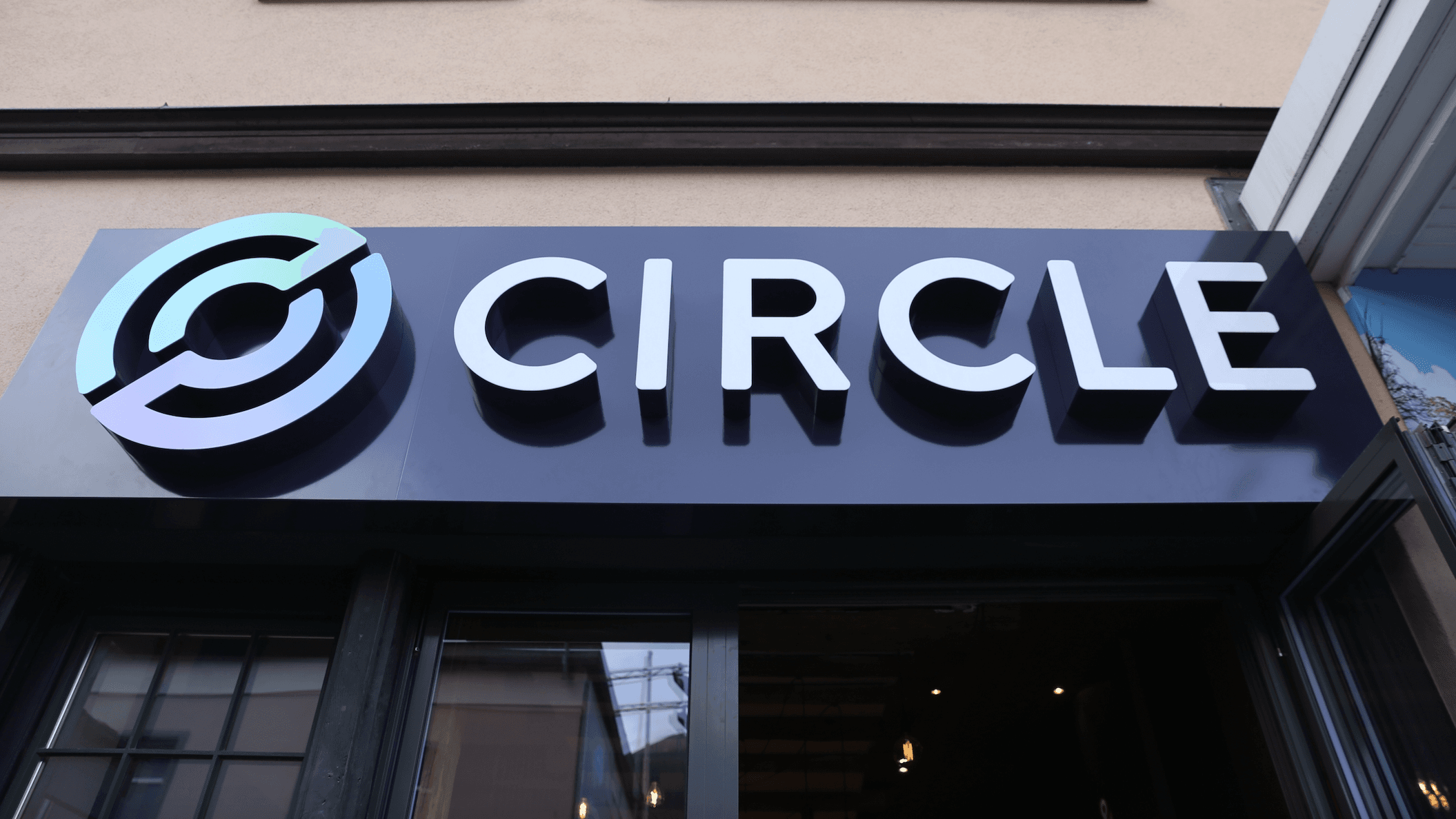 Stablecoin issuer Circle is launching a new token backed by the euro in the U.S. (Sandali Handagama/ CoinDesk)